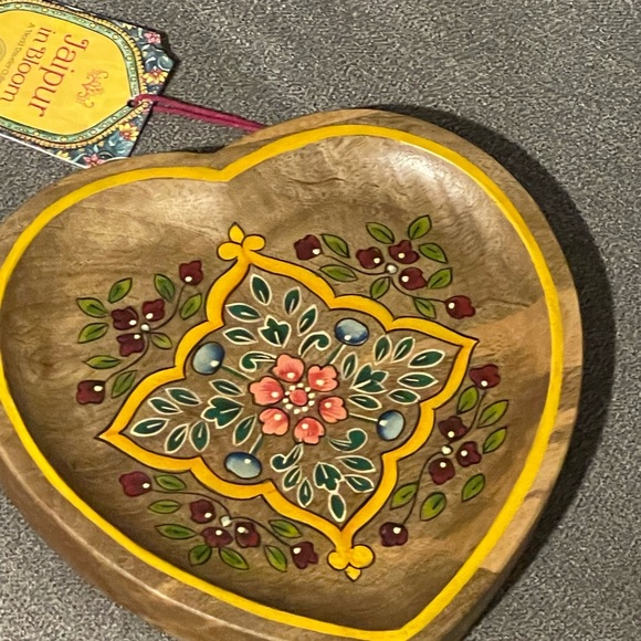 Jaipur in Bloom Handpainted Heart Made in Indian NWT - Picture 5 of 7